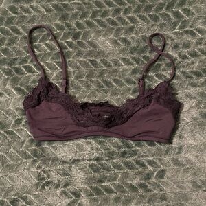 SKIMS Lace Trim Bralette in Black